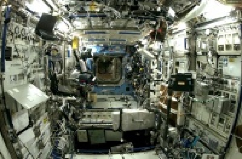353 километра над уровнем моря или один день на борту МКС (международной космической станции)