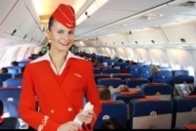 ТОП 5 авиакомпаний: самые красивые стюардессы мира